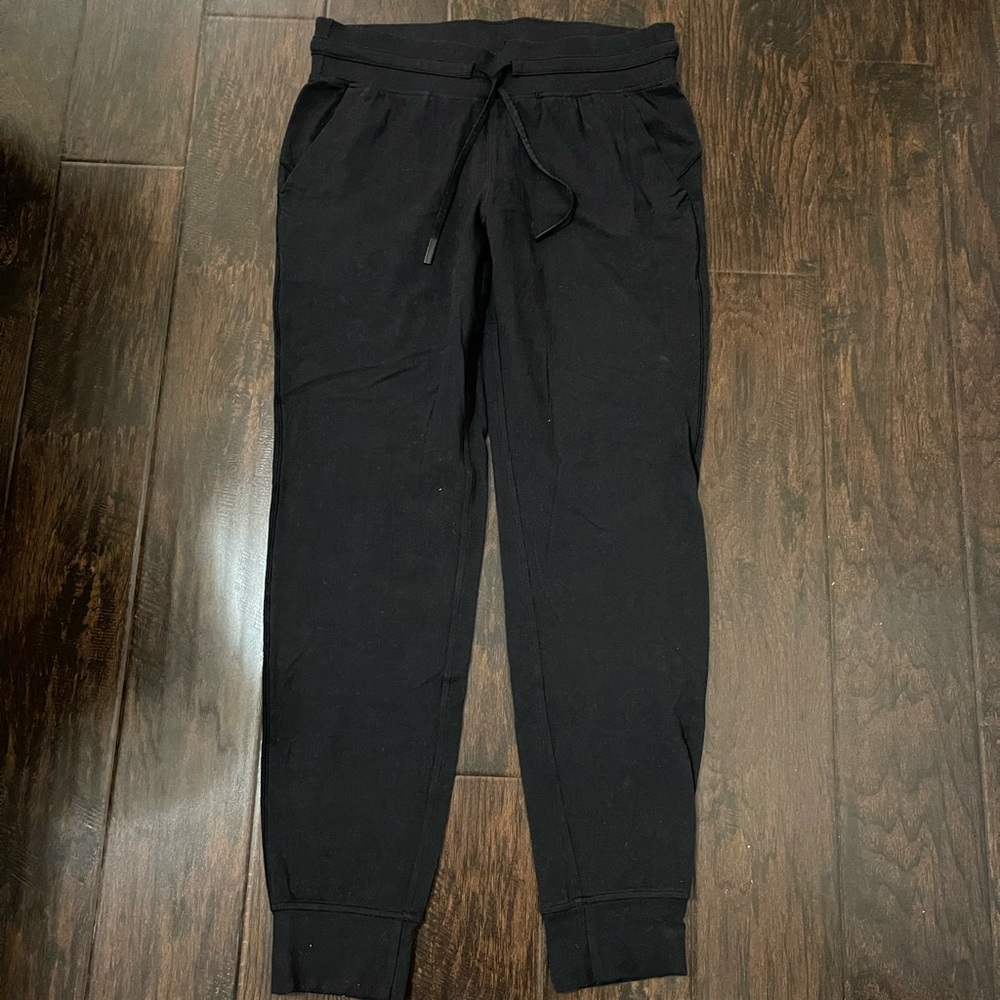 LULULEMON high-waisted joggers